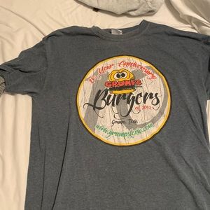 Grumps restaurant tee shirt